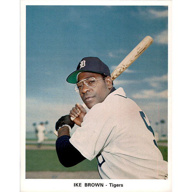 1973 Detroit Tigers Team Issued Ike Brown 7" x 8 5/8" Color photo c06151