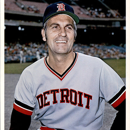 1973 Detroit Tigers Team Issued Jim Perry 7" x 8 5/8" Color photo c06153