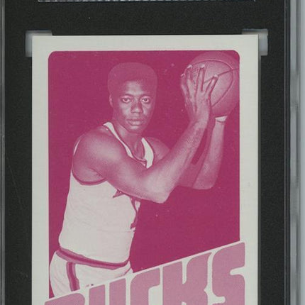 1972 Topps #25 Oscar Robertson 9 card progressive proof. 10a