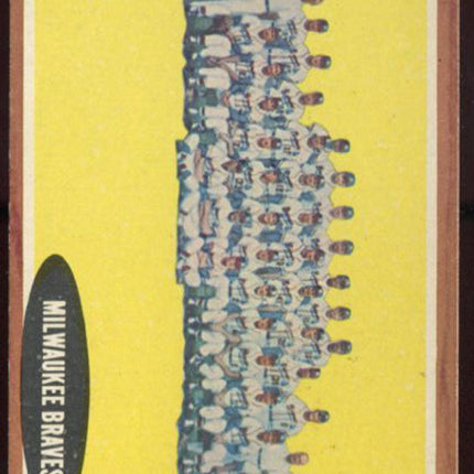 1962 Topps Baseball #158 Milwaukee Braves Team EXMT c00627