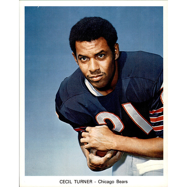 1973 Chicago Bears Team Issued Cecil Turner 7" x 8 5/8" Color photo c06161