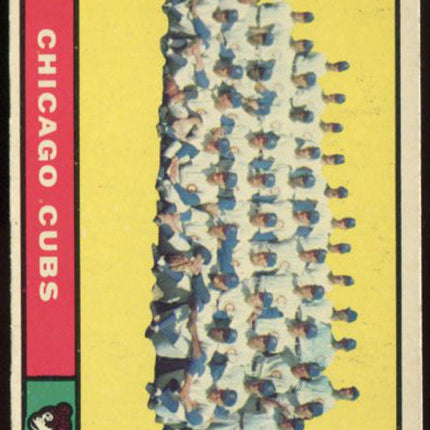 1961 Topps Baseball #122 Chicago Cubs Team NMMT c00498