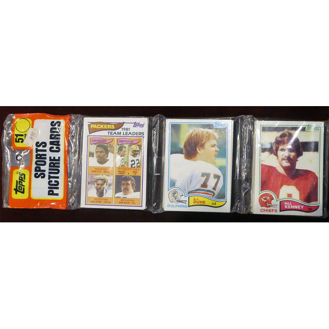 This is a factory sealed original Rack pack of 51 cards. Possible Lawrence Taylor and Ronnie Lott rookies as well as 2nd year Montana.